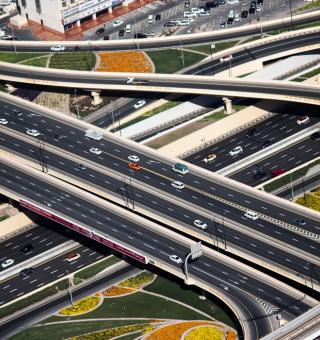 Comment évaluer le modèle de la concession d'autoroutes ? Le cas de l'entreprise VINCI