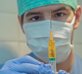 Grand angle 6 : « L'hésitation vaccinale » : Entre enjeux de prévention des risques et déviance