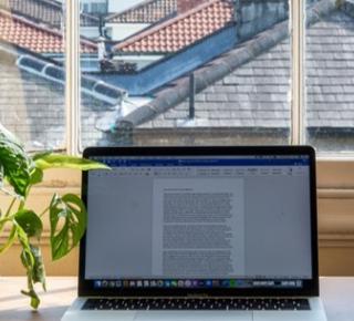 Estelle Touriol : Quels sont les risques et bénéfices du télétravail à l’aune du Covid-19 ?