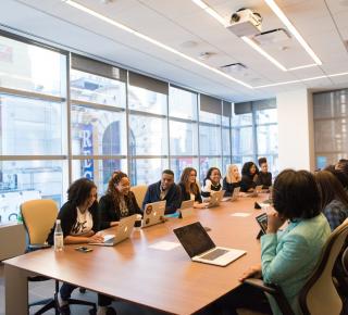 La restructuration des branches professionnelles : Une opportunité pour renforcer le rôle des branches dans le dialogue social 