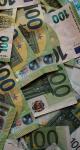 L'Euro : comment la monnaie unique menace l'avenir de l'Europe